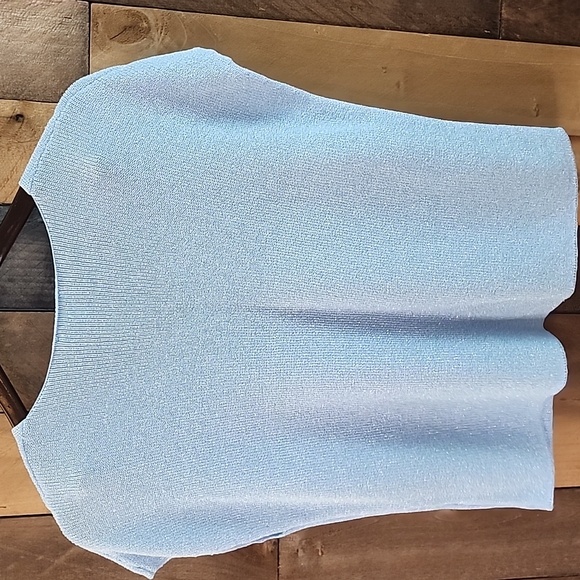 CeCe Ice Blue Shimmer Top Size L - Picture 6 of 6